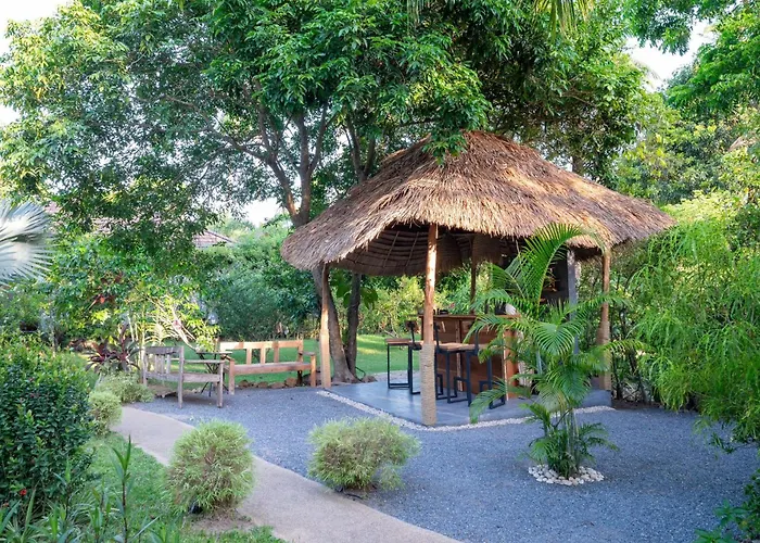 Tropical Season Villa Resort